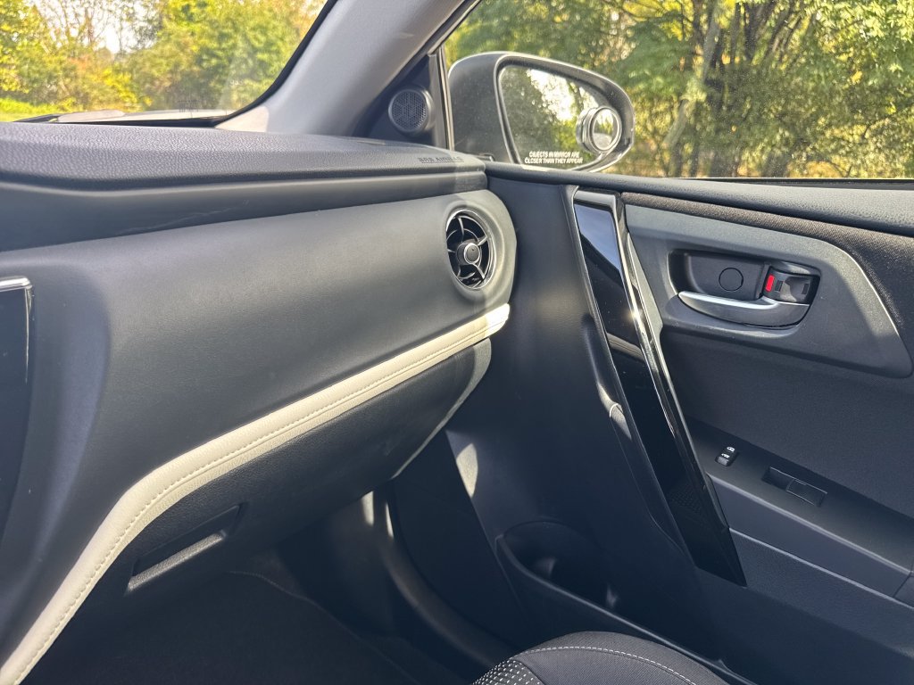Used 2017 Toyota Corolla iM w/ Carpet Mat Package FWD image 28