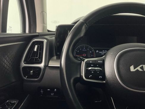 Used 2022 Kia Sorento SX image 26