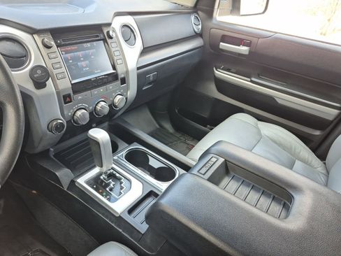 Used 2018 Toyota Tundra SR5 w/ TRD Off Road Package image 28