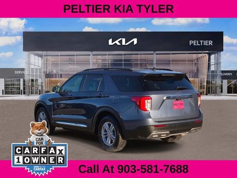 Used 2021 Ford Explorer XLT w/ Equipment Group 202A image 5