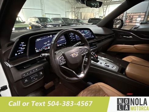 Used 2021 Cadillac Escalade ESV Sport w/ Heavy-Duty Trailer Package image 19