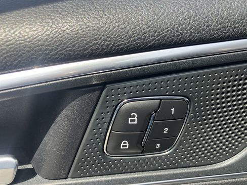 Certified 2024 Ford Edge Titanium AWD/4WD image 20
