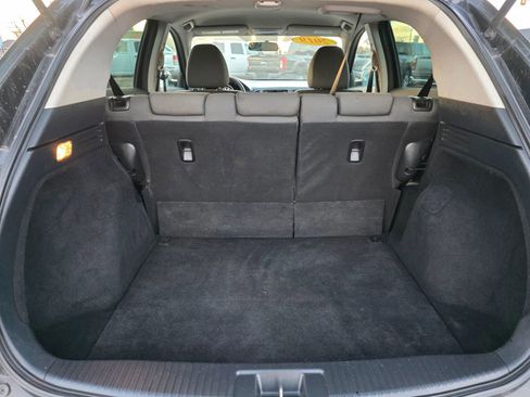 Used 2019 Honda HR-V LX image 8