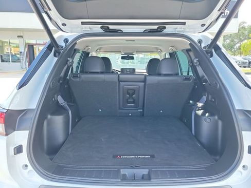 Used 2023 Mitsubishi Outlander SEL 40th Anniversary image 11