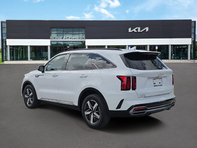 Certified 2023 Kia Sorento S FWD image 3