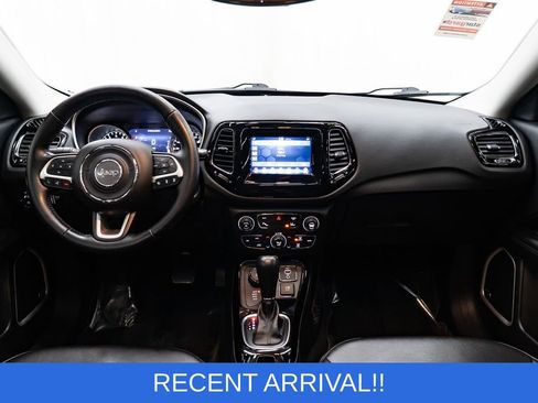 Used 2021 Jeep Compass Latitude w/ Sun and Sound Group image 9