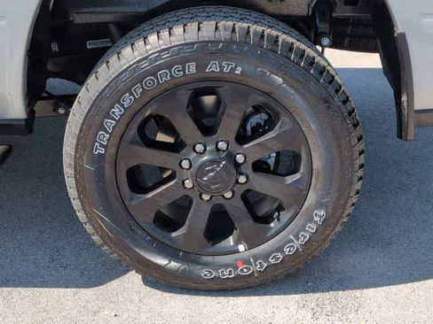 New 2026 RAM 2500 Laramie AWD/4WD image 14