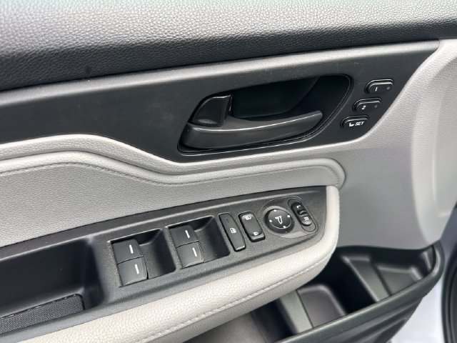 Used 2019 Honda Odyssey EX-L image 12