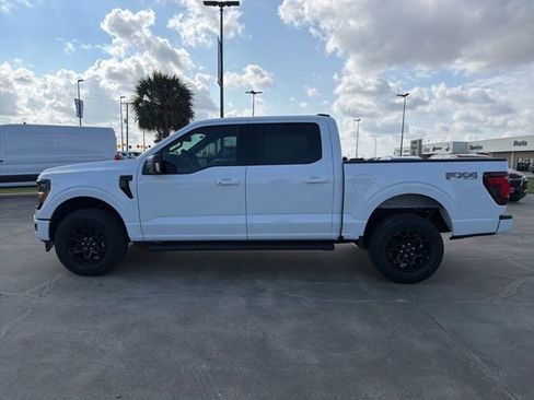 New 2025 Ford F150 XLT w/ Equipment Group 302A MID image 4