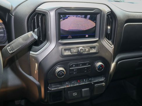 Used 2020 Chevrolet Silverado 1500 Custom w/ Custom Value Package AWD/4WD image 19