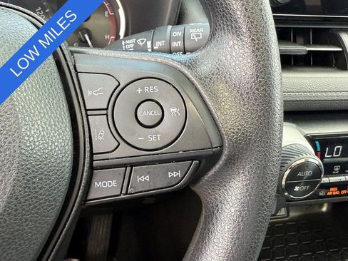 Used 2023 Toyota RAV4 XLE image 19