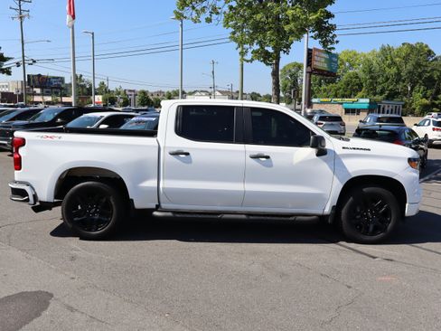 Used 2022 Chevrolet Silverado 1500 Custom w/ Rally Edition AWD/4WD image 11