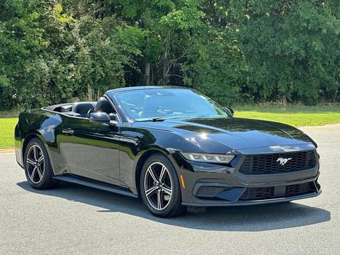 Used 2024 Ford Mustang Premium RWD image 43