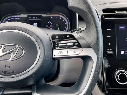 Used 2022 Hyundai Tucson SEL image 11