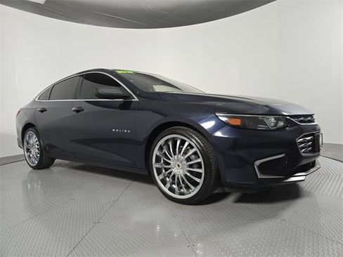 Used 2018 Chevrolet Malibu LS w/ LPO, Convenience Package 2 image 2