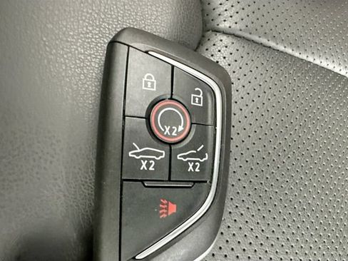 Used 2024 Chevrolet Corvette Stingray Coupe w/ Battery Protection Package RWD image 17
