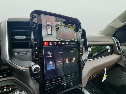 New 2026 RAM 1500 Laramie AWD/4WD image 23