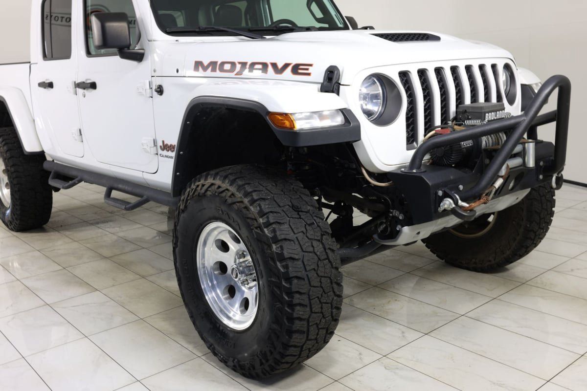 Used 2022 Jeep Gladiator Mojave w/ Cold Weather Group AWD/4WD image 31