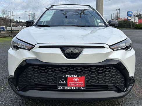 Certified 2025 Toyota Corolla Cross AWD Hybrid image 2