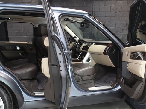 Used 2021 Land Rover Range Rover Westminster Edition image 30