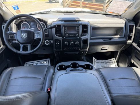 Used 2016 RAM 3500 Tradesman w/ Chrome Appearance Group AWD/4WD image 13