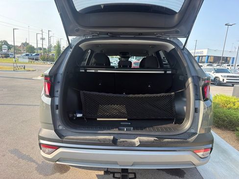 Certified 2026 Hyundai Tucson SE FWD image 11