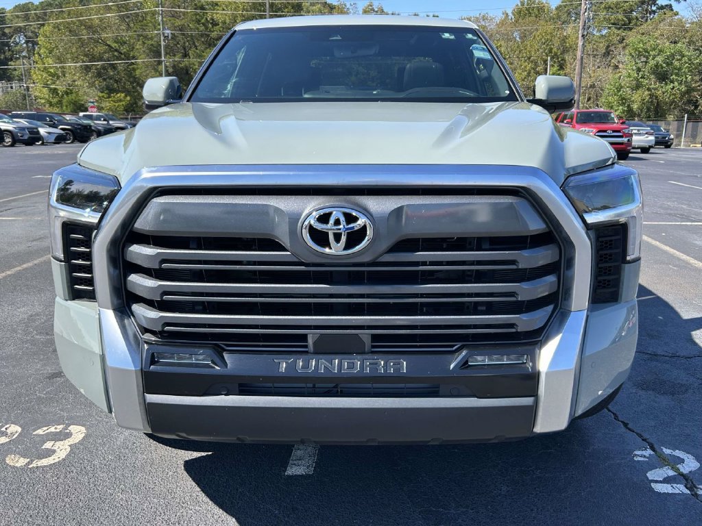 Used 2025 Toyota Tundra Limited AWD/4WD image 7