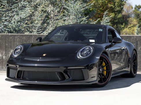Certified 2019 Porsche 911 GT3 RWD image 1