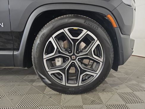 Used 2025 Rivian R1S Adventure AWD/4WD image 11