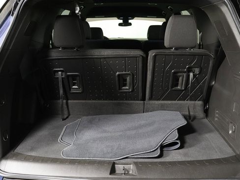 Used 2022 Chevrolet Traverse LT w/ LPO, Floor Liner Package image 16