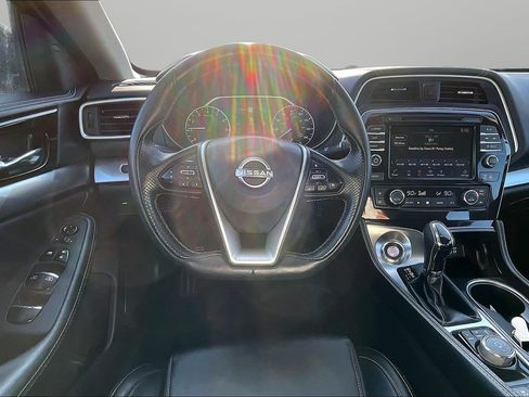 Used 2023 Nissan Maxima SV w/ Floor Mat Group FWD image 5