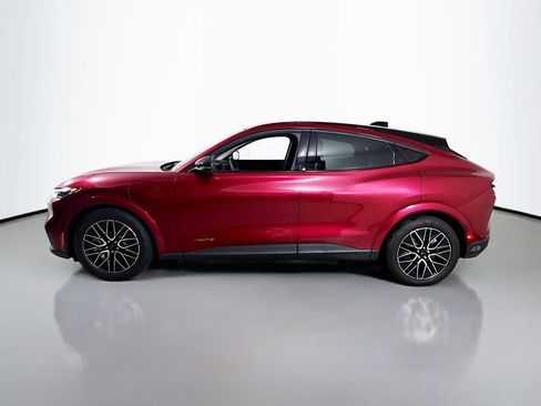 Certified 2025 Ford Mustang Mach-E Premium RWD image 4