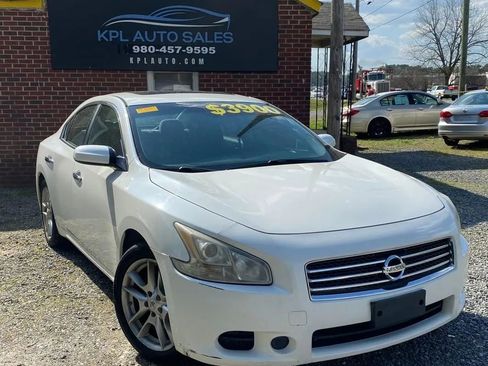 Used 2010 Nissan Maxima 3.5 S image 9