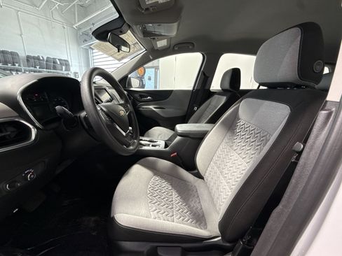 Used 2023 Chevrolet Equinox LS FWD image 14