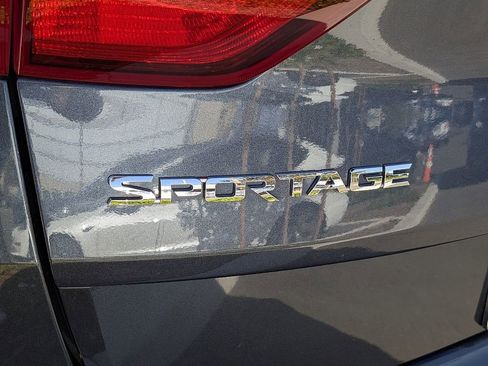 Used 2019 Kia Sportage EX FWD image 16