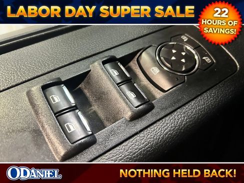 Used 2017 Ford F150 XLT w/ Equipment Group 302A Luxury AWD/4WD image 9