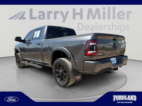 Used 2022 RAM 2500 Laramie AWD/4WD image 3