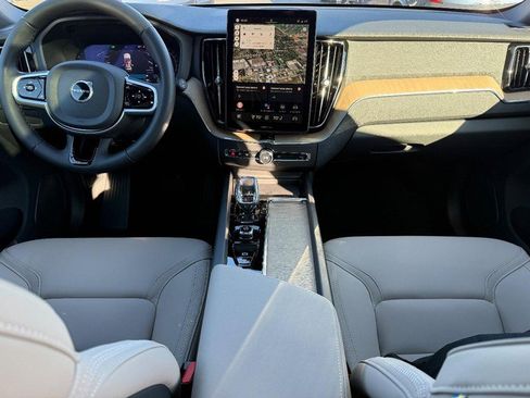 New 2026 Volvo XC60 B5 Core w/ Climate Package image 6