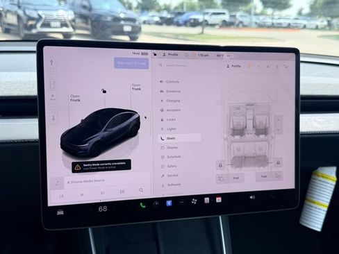 Used 2026 Tesla Model Y Long Range AWD/4WD image 25