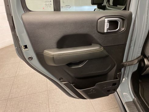 Certified 2024 Jeep Wrangler Sahara w/ Technology Group image 23