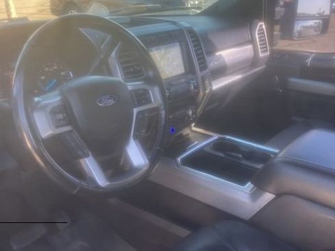 Certified 2019 Ford F350 Platinum w/ Platinum Ultimate Package AWD/4WD image 10