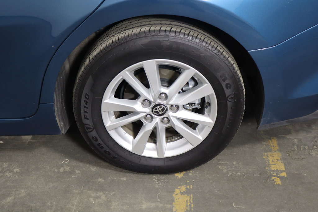 Used 2026 Toyota Camry LE FWD image 39