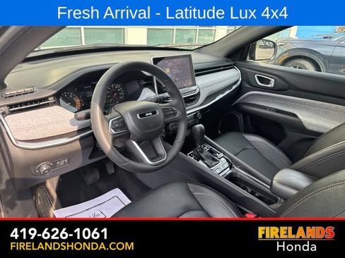 Used 2023 Jeep Compass Latitude AWD/4WD image 17