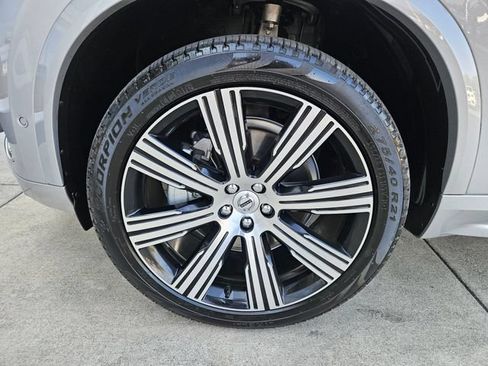 Used 2023 Volvo XC90 B6 Ultimate w/ Protection Package AWD/4WD image 9