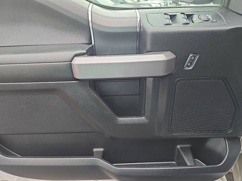 Used 2019 Ford F150 XLT w/ Equipment Group 302A Luxury image 12