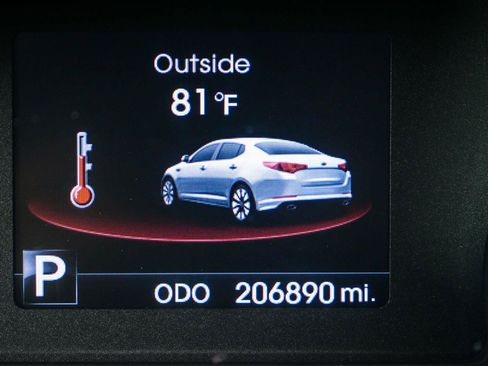 Used 2011 Kia Optima SX FWD image 8