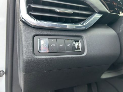 New 2026 GMC Acadia Elevation image 21