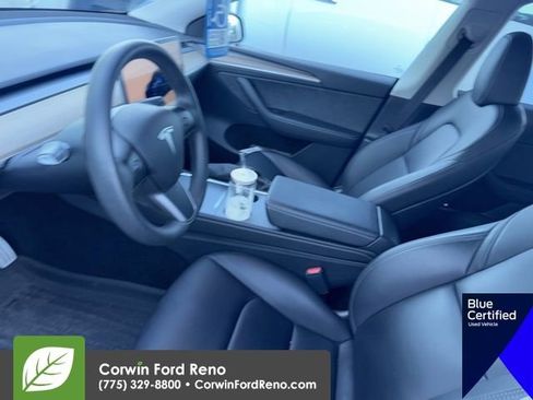 Used 2023 Tesla Model Y Performance image 10