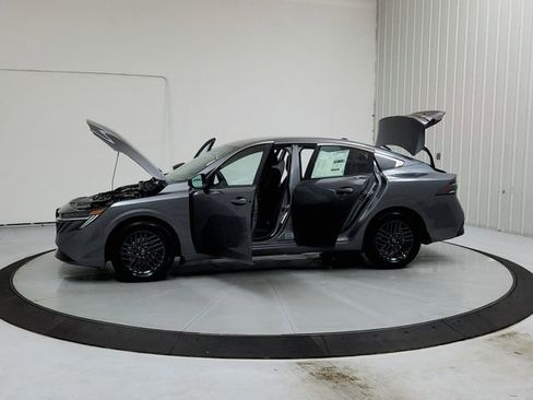 New 2026 Nissan Sentra SV w/ Floor Mat Package FWD image 12