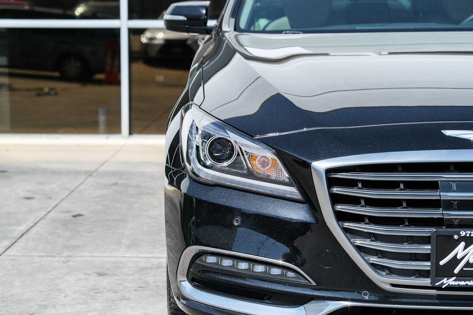 Used 2018 Genesis G80 3.8 w/ Option Group 02 RWD image 4